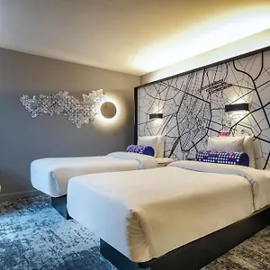Otel Aloft Schuman